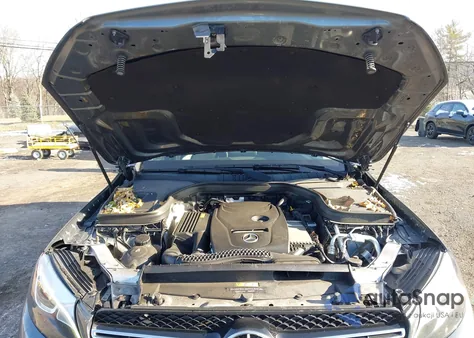 2019 Mercedes-Benz Glc 300 4Matic from USA, damaged, VIN WDC0G4KBXKF592938